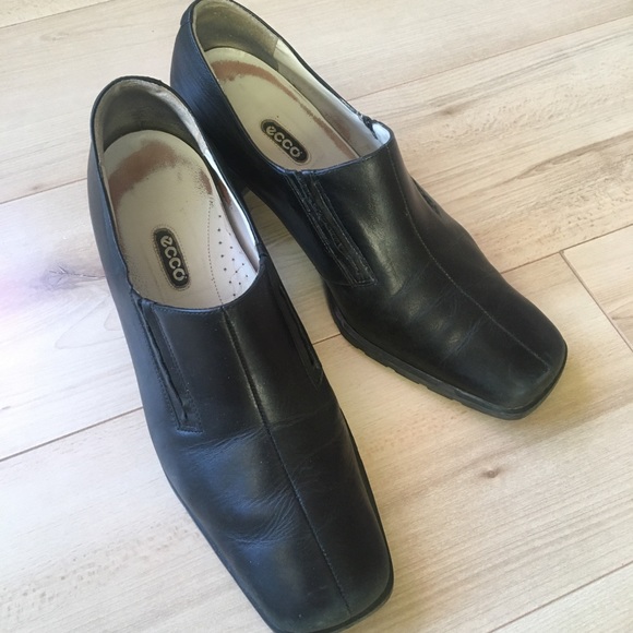 Ecco Black Leather Ankle Boots - Picture 4 of 4